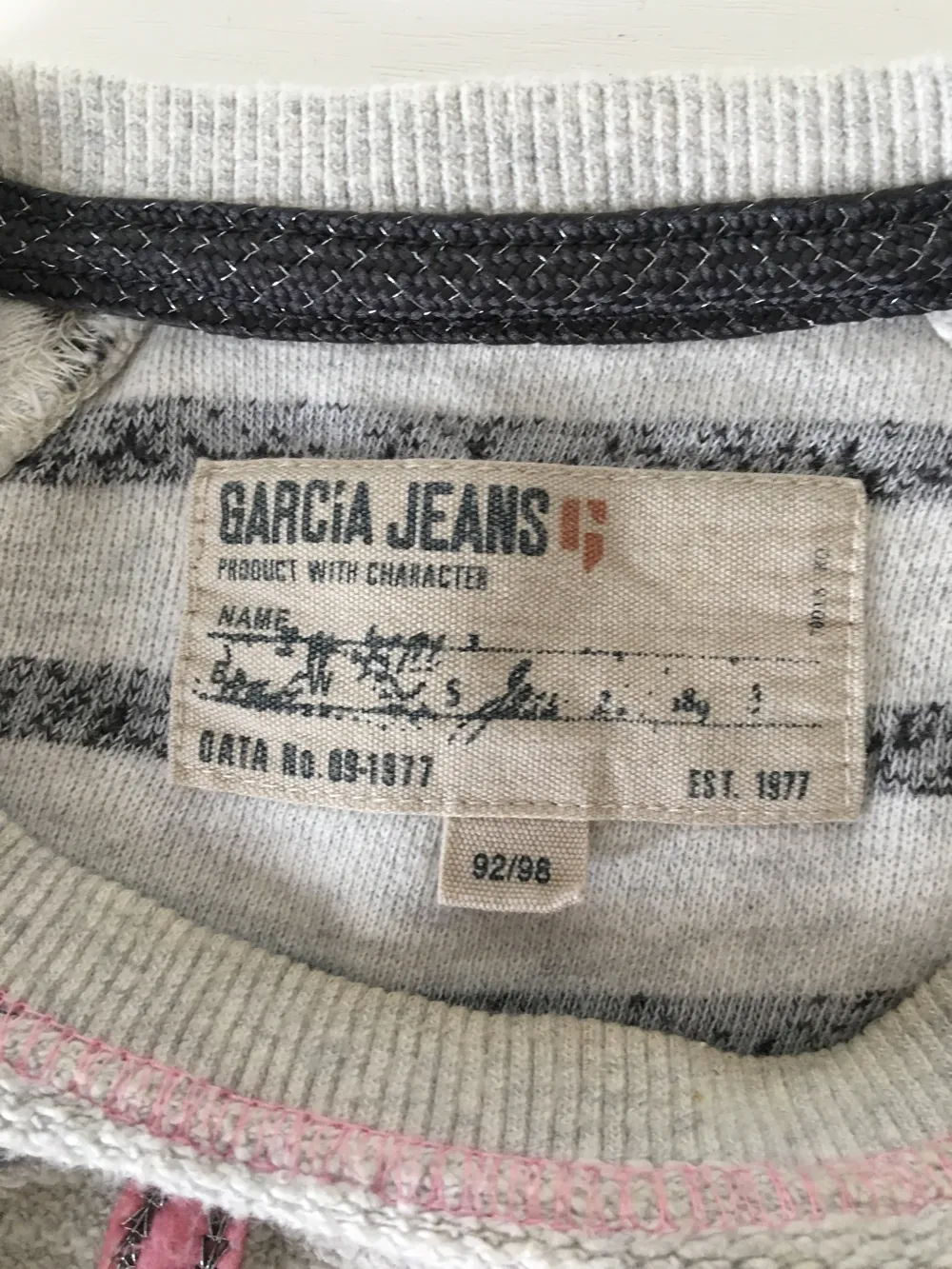 Køb Garcia jeans i 98 af på Reshopper Shop secondhand til børn, mor og bolig