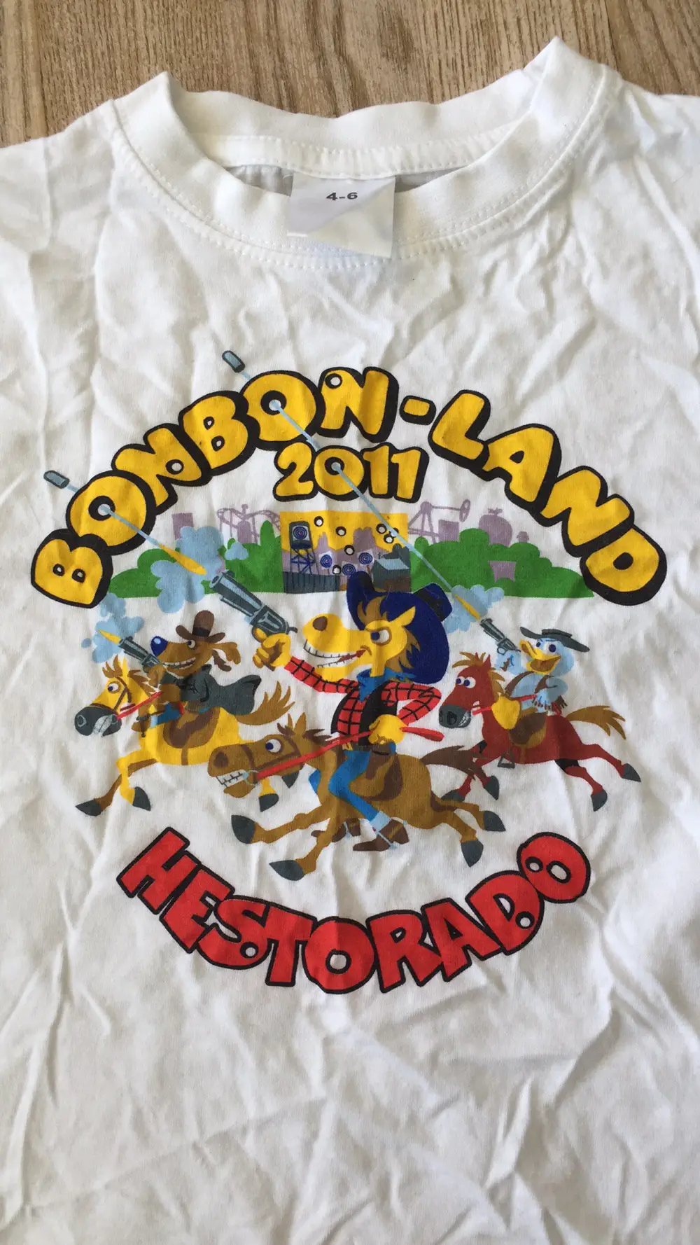 Tæt hærge ly Køb Bonbonland T-shirt i størrelse 110 af Malene på Reshopper · Shop  secondhand til børn, mor og bolig