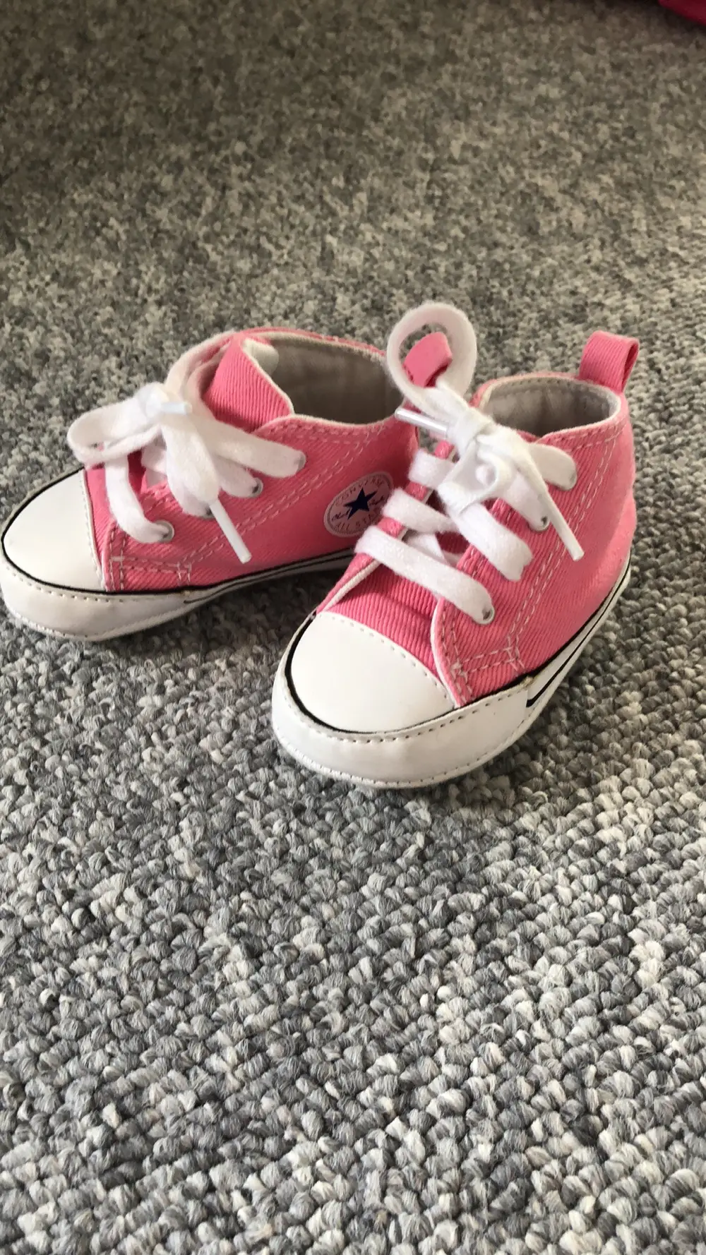 Kan ikke Tilfredsstille Devise Køb Converse Støvler i størrelse 18 af Christina på Reshopper · Shop  secondhand til børn, mor og bolig