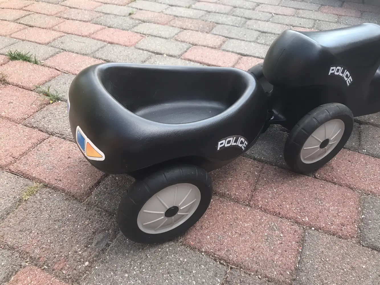 Køb Dantoy scooter med anhænger af Maria på Reshopper Shop secondhand til børn, mor og bolig
