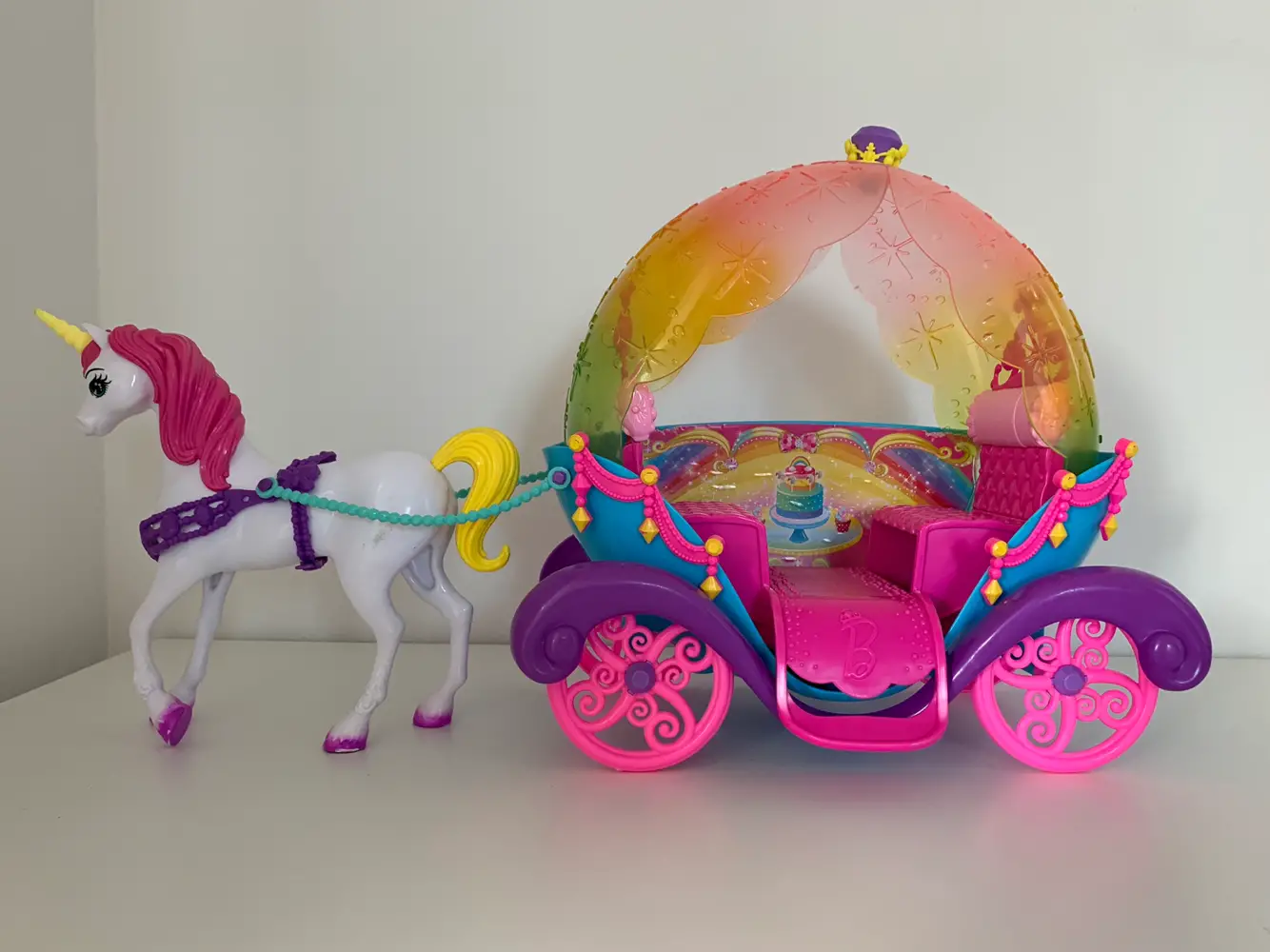 Køb Barbie Karet af Louise C på · Shop secondhand til børn, mor og bolig