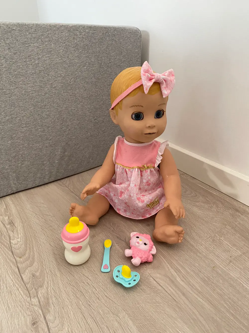 Køb Luvabella dukke Dukke undefined Reshopper · secondhand til børn, mor og bolig