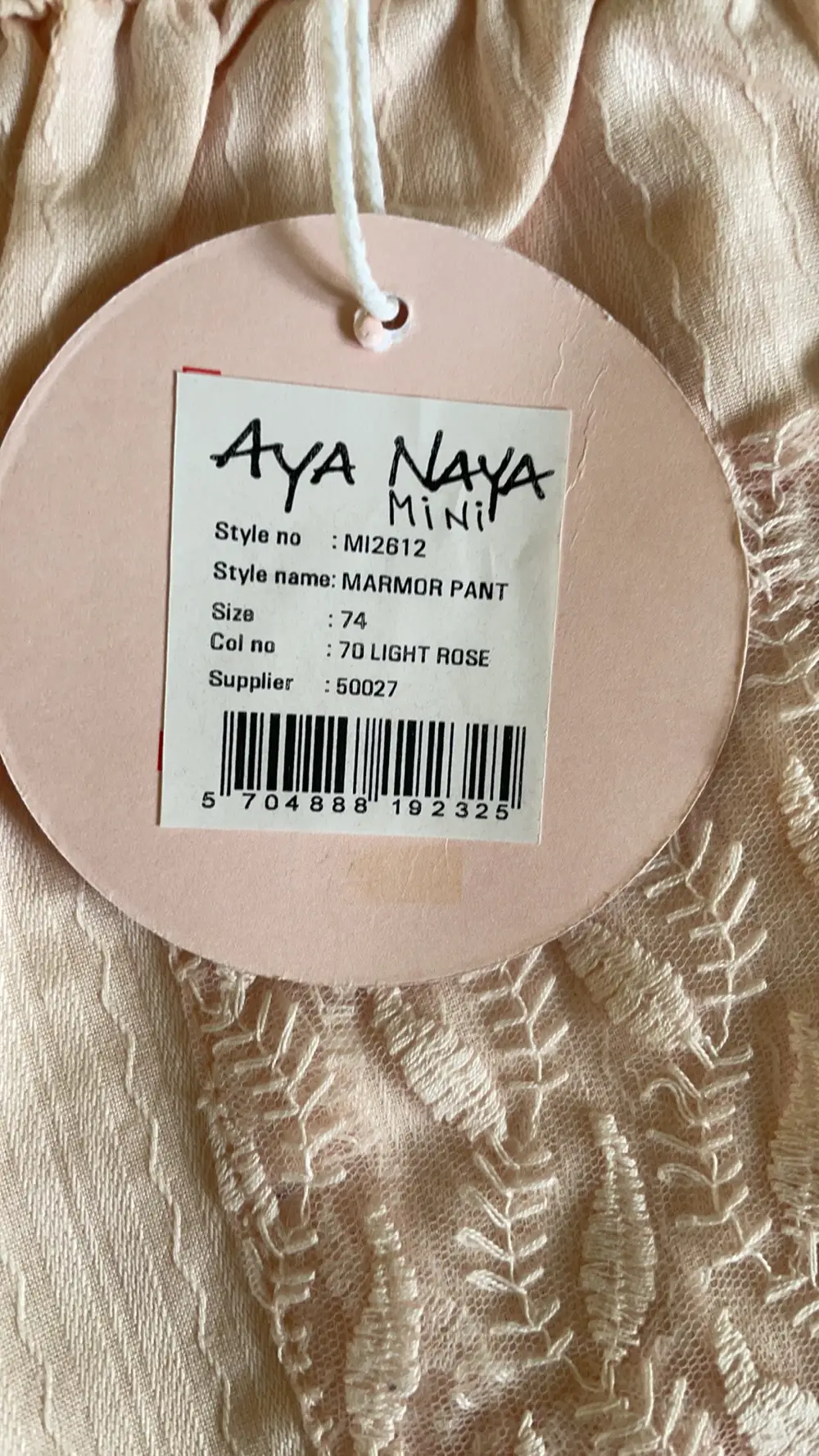 sadel Højde Undertrykkelse Køb Aya Naya Bukser i størrelse 74 af Djannie på Reshopper · Shop  secondhand til børn, mor og bolig