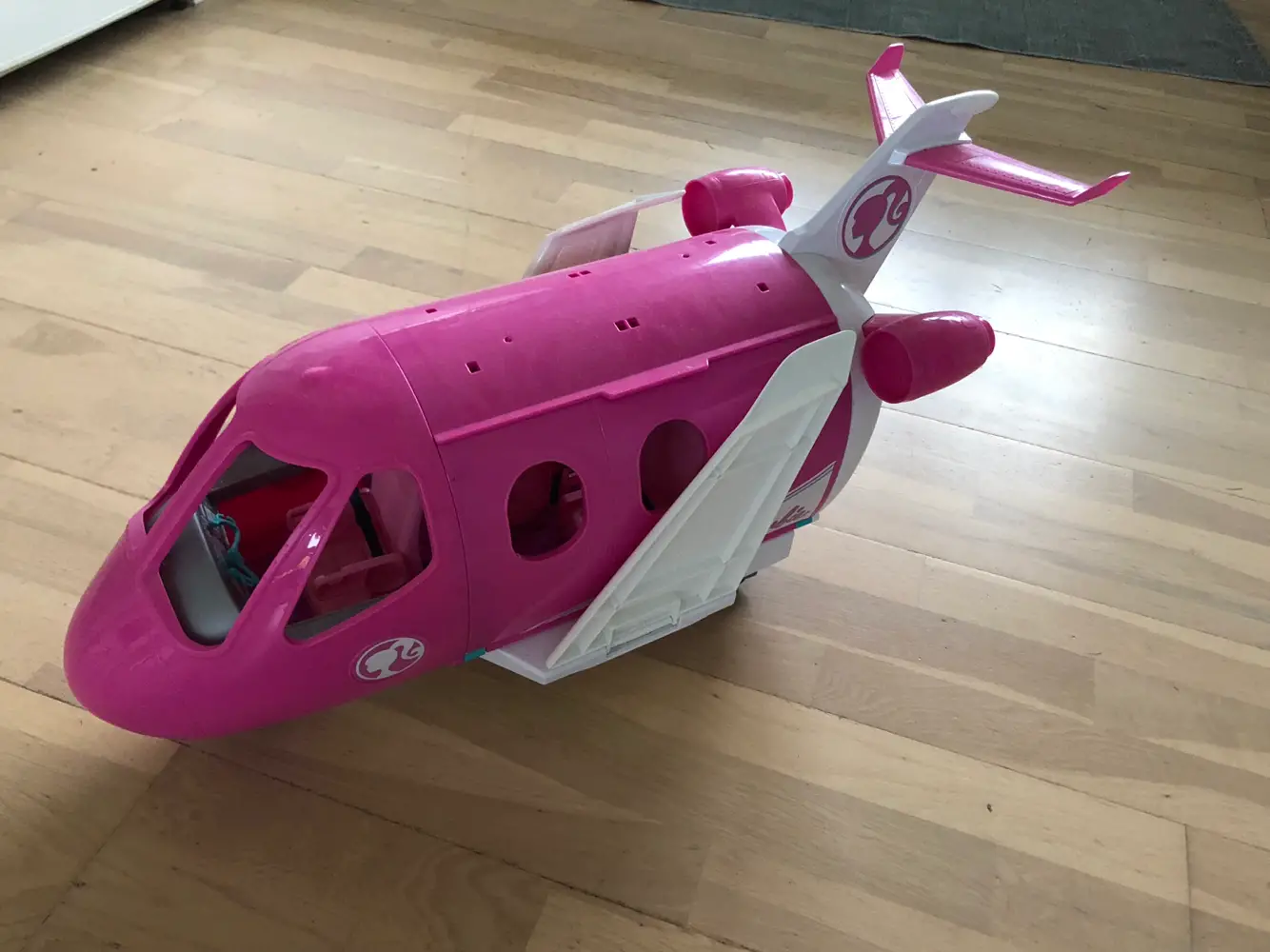 Køb Barbie Flyvemaskine af betina på Reshopper · secondhand børn, mor og bolig