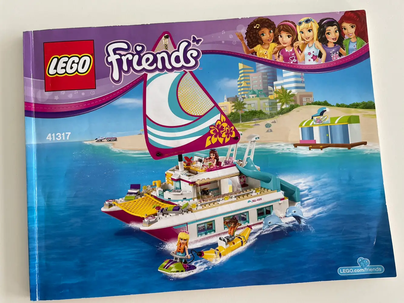 Køb LEGO Friends Solskinskatamaranen 41317 af på Reshopper · secondhand til børn, mor og bolig