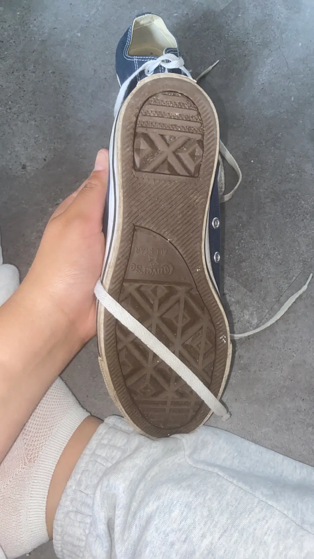Køb Forede Converse Kopi sko i størrelse 38 af Janni · Shop secondhand til børn, mor og bolig