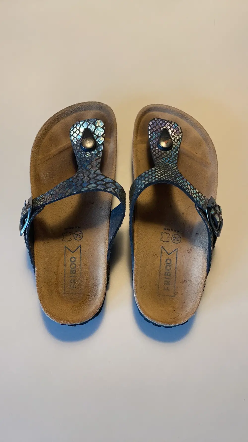 Køb Friboo Sandaler i størrelse 34 af Henriette på Reshopper · Shop secondhand til børn, mor og