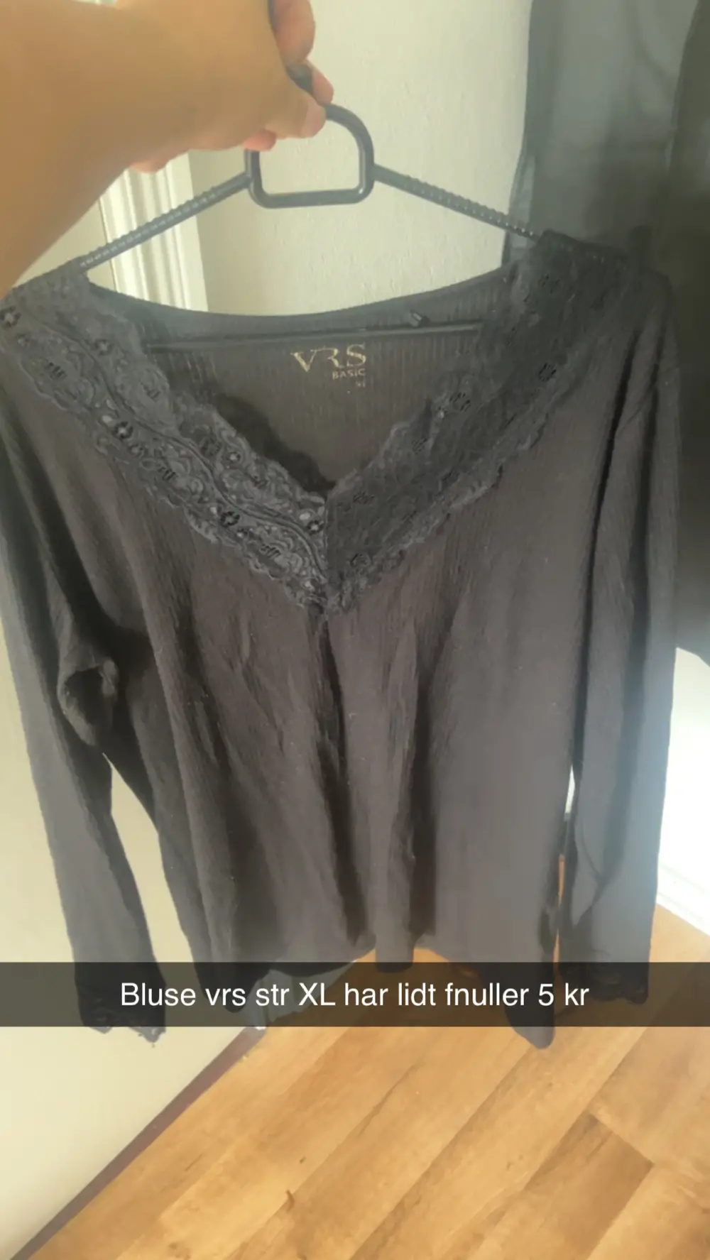 Køb VRS Bluse i størrelse XL af Theresa på Reshopper · Shop secondhand og bolig
