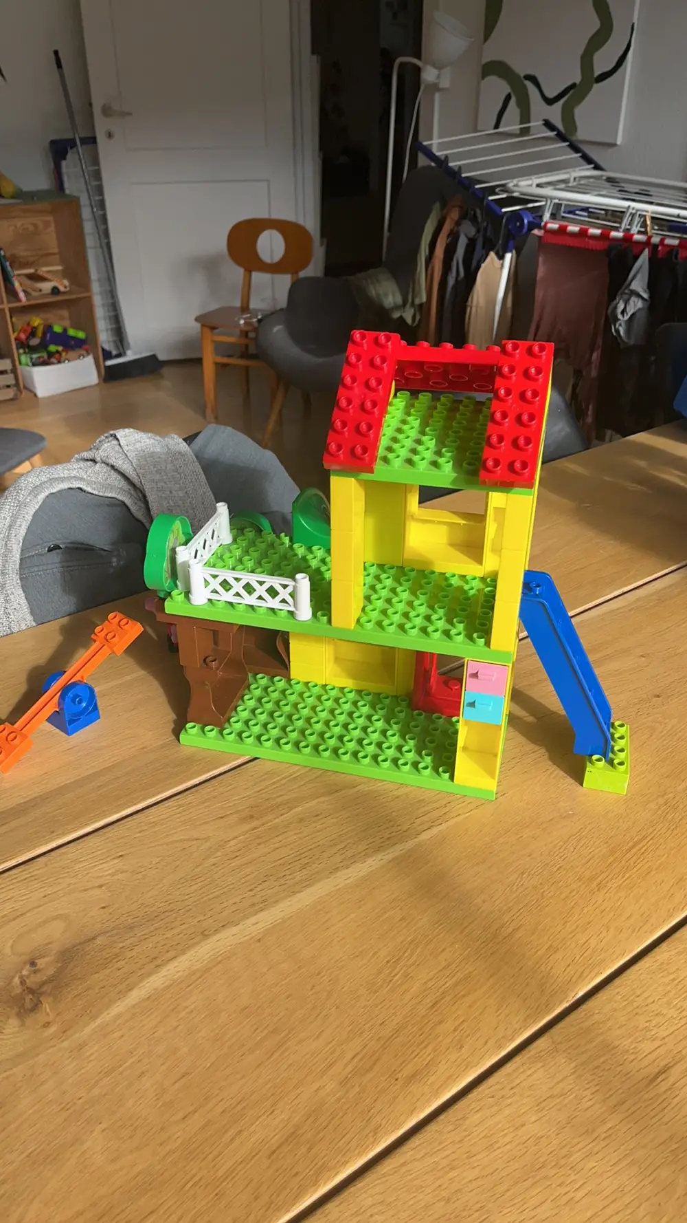 Køb LEGO Duplo Hello Kitty hus legeplads af Vivi Reshopper · secondhand børn, mor og bolig