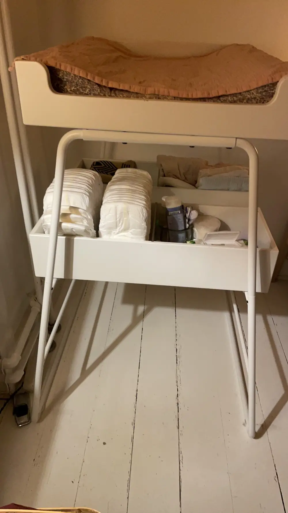 Bzbx clearance changing table