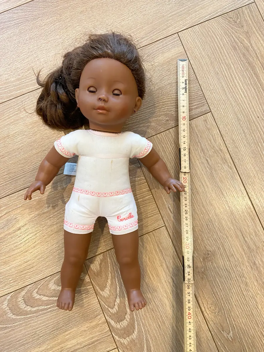 Køb Our generation Dukke lille fra Pernille Z på