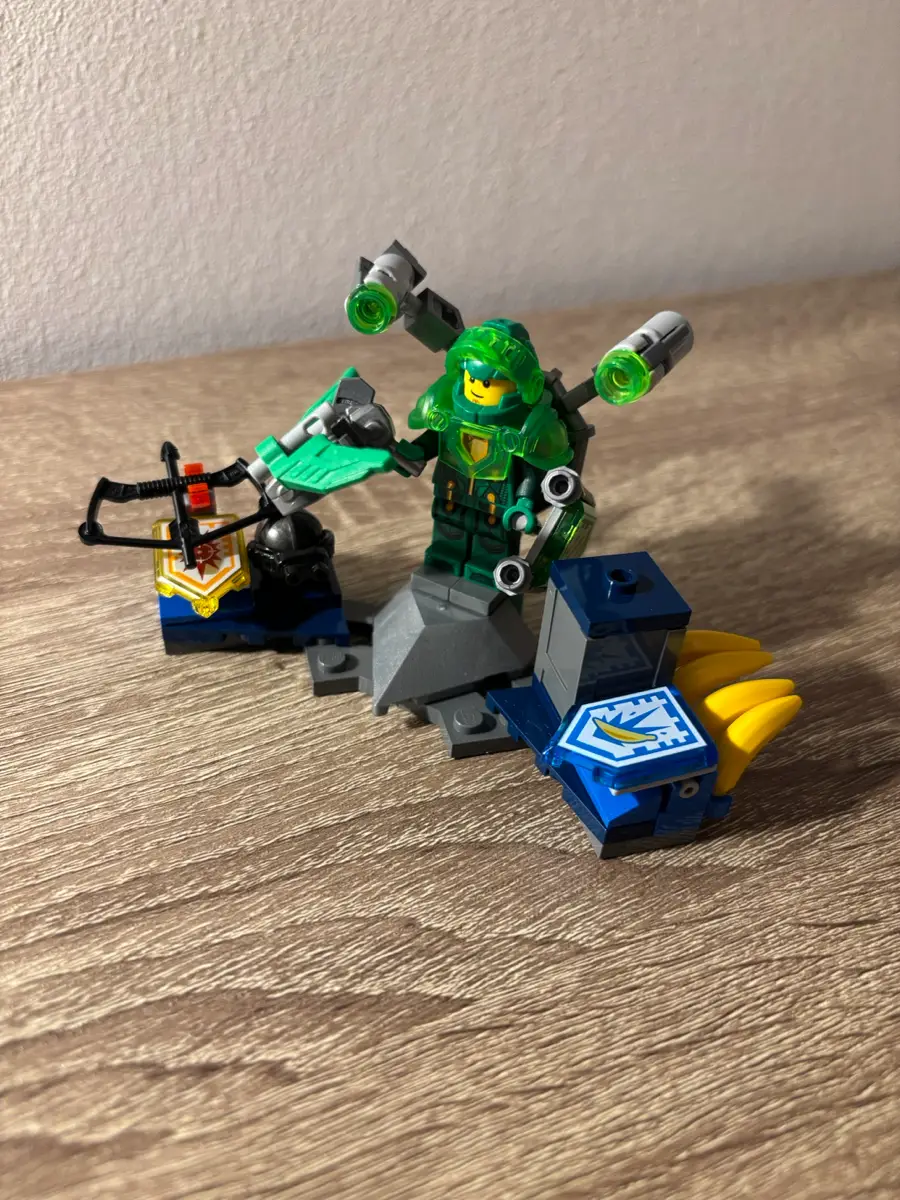 Køb LEGO Nexo Knights 70332 Ultimate Aaron fra Per
