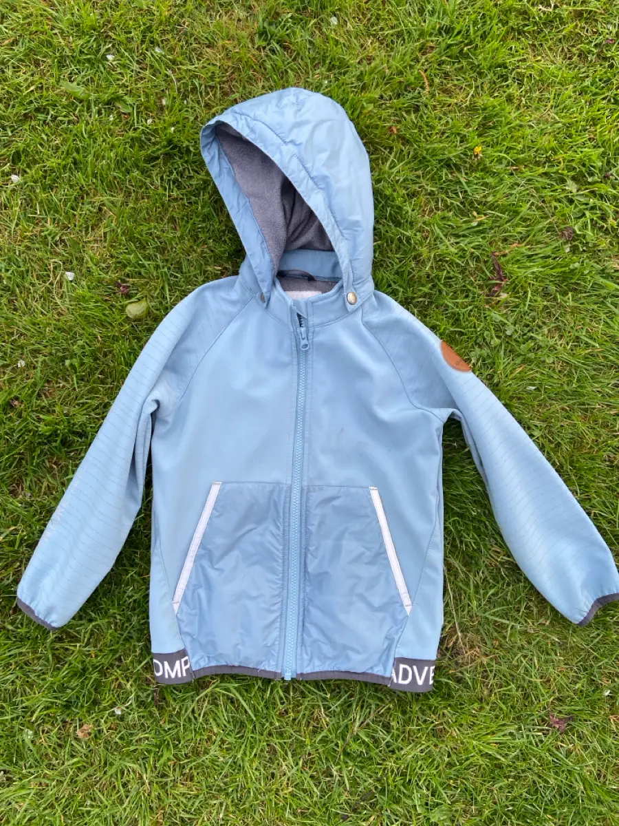 Køb POMPdeLUX Softshel jakke fra Lone V på Reshopper