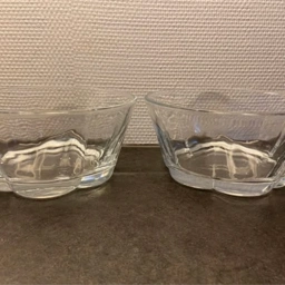 Køb Erik Bagger Flower Glasskåle fra Jane B på Reshoppe