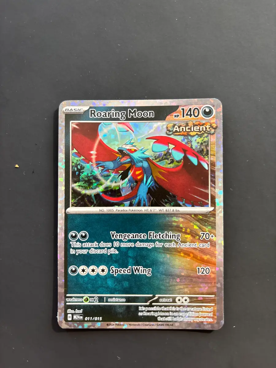 Kb Pokmon Roaring Moon 011015 Pokmon k fra Fine C p R...